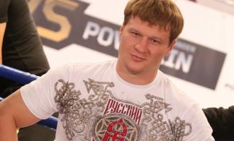 Боксер Александр Поветкин не сможет претендовать на чемпионский пояс WBC