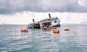 В результате крушения парома в Непале пропали не менее 25 человек