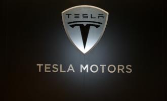 ������������ � ��������: ������������� ������������ �������� Tesla Motors �� ���������� ���������� � ��������� 