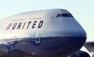 Авиакомпания United Airlines приняла решение приостановить вылеты по всему миру
