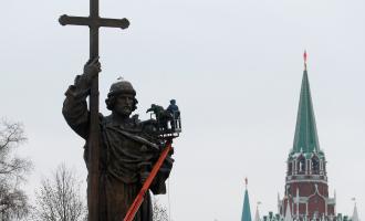 В Москве открыли памятник князю Владимиру, крестившему Русь