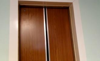 В московской поликлинике оборвавшийся лифт отрезал пенсионерке ноги на уровне бедра