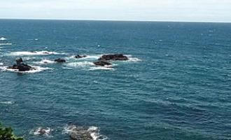 Корейский военный самолет по ошибке сбросил бомбы в Японское море