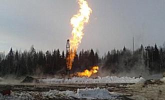 В Коми горит нефтяная скважина