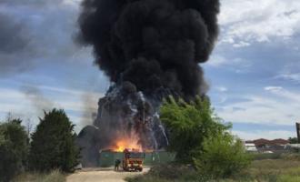 В Испании прогремел взрыв на химическом заводе. Есть потерпевшие