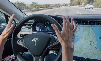 В ДТП попал управляемый автопилотом автомобиль Tesla