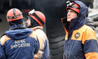 В результате обрушения на нефтяной шахте в Коми пострадали два человека