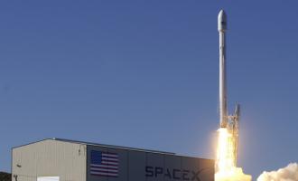 � ���������� �� ���� ���������, �������, ���������� ������ Falcon 9, � ������������ ��������� �� �����