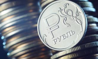 Московская биржа: курс евро обрушился ниже отметки 69 рублей