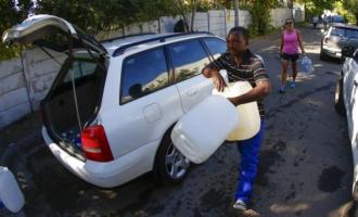 Южная Африка: Кейптаун сокращает использование воды в условиях засухи