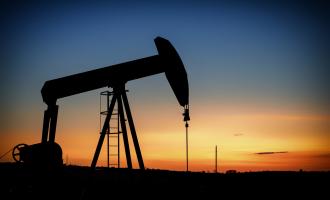 Продолжает расти цена нефти Urals