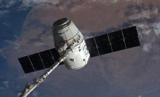 Корабль Dragon c грузом с МКС успешно приводнился в Тихом океане