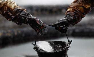 Нефть начала дешеветь после достаточно резкого роста цен накануне
