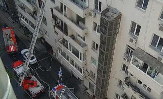 Пожар в центре Москвы загорелся жилой дом