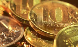 Рекорды торгов на открытии Московской биржи последних лет: существенно выросли доллар и евро