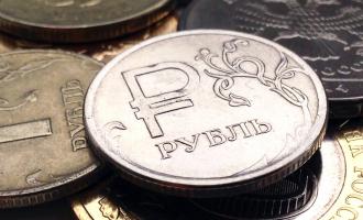 Торги на Московской бирже: евро обрушился ниже 76 рублей