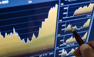 Участники торгов: снижаются азиатские биржевые индексы