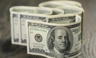 Торги на Московской бирже: доллар вырос в пределах 67 рублей