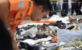 Дайверы: в Индонезии обнаружен черный ящик разбившегося Boeing 737