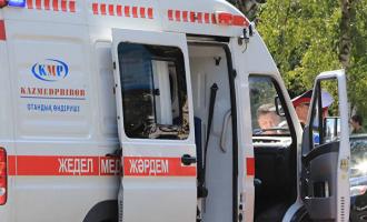 Инцидент в Казахстане: с рельсов сошли вагоны грузового поезда