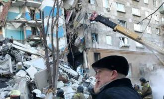 Изменилось число погибших при обрушении подъезда дома в Магнитогорске: оно достигло 21