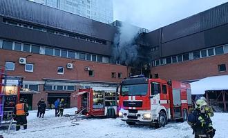 МЧС РФ о пожаре в типографском комплексе Петербурга: огонь удалось оперативно локализовать