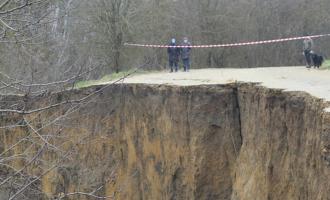 В Горячем Ключе был режим ЧС, так как обрушились дороги