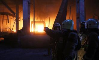 Пожар в Хакасии: горел завод по производству резины