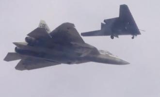На Западе удивленны совместным полетом «Охотника» и Су-57