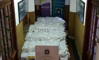 Уругвай конфисковал рекордные 6 тонн кокаина в порту и на ранчо