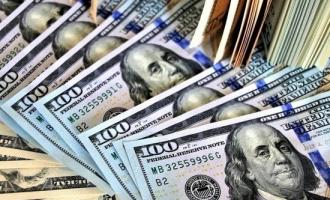 О том, что в цене увеличились золотовалютные резервы РФ до 570,381 миллиарда долларов