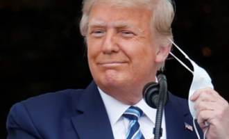 Митинг в Белом доме: Трамп проводит первое публичное мероприятие с момента постановки диагноза Covid
