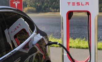 О том, что капитализация Tesla превысила $500 миллиардов