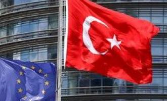О том, что Европарламент призвал ЕС ввести санкции против Турции