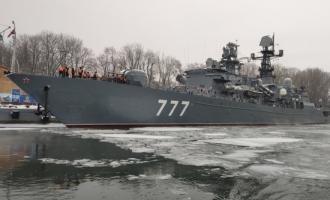 Инцидент в Балтийске: боевые корабли чуть не попали в ледовый плен