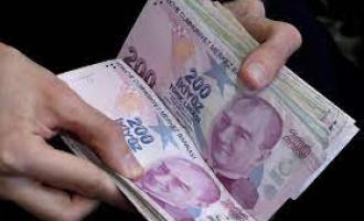 Турецкая лира упала на 14% после отставки главы банка