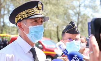 Франция разыскивает вооруженного бывшего солдата, стрелявшего в сотрудников полиции