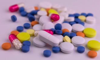 Covid: Pfizer утверждает, что противовирусные таблетки на 89% эффективны в случаях высокого риска