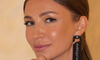 Елена Блиновская выставила прейскурант за просмотр своих историй в Инстаграм
