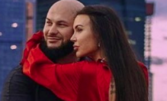 Джиган отправляет Оксане Самойловой публикации с мольбой о прощении