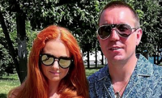 Муж Лены Катиной сомневается в своем будущем отцовстве?