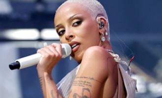 ���������� ������� ��-�� ����������� ������������������ �� �������� ������� Doja Cat