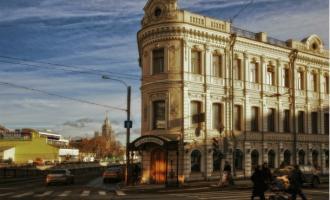 Собянин сообщил о доступности ИТ-вертикали уже в 244 школах Москвы